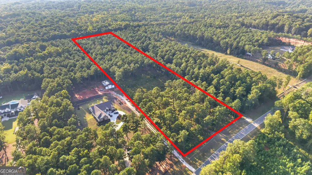 1459 N Walker Mill RD Griffin, GA 30224