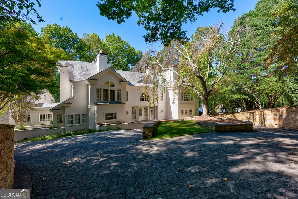 6655 Sweetwater PT Flowery Branch, GA 30542