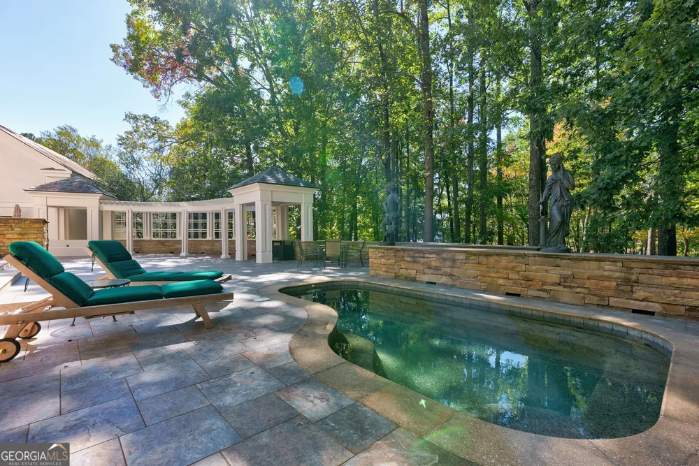 6655 Sweetwater PT Flowery Branch, GA 30542