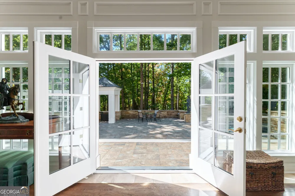 6655 Sweetwater PT Flowery Branch, GA 30542