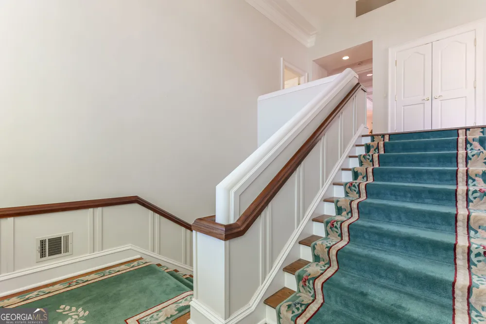 6655 Sweetwater PT Flowery Branch, GA 30542