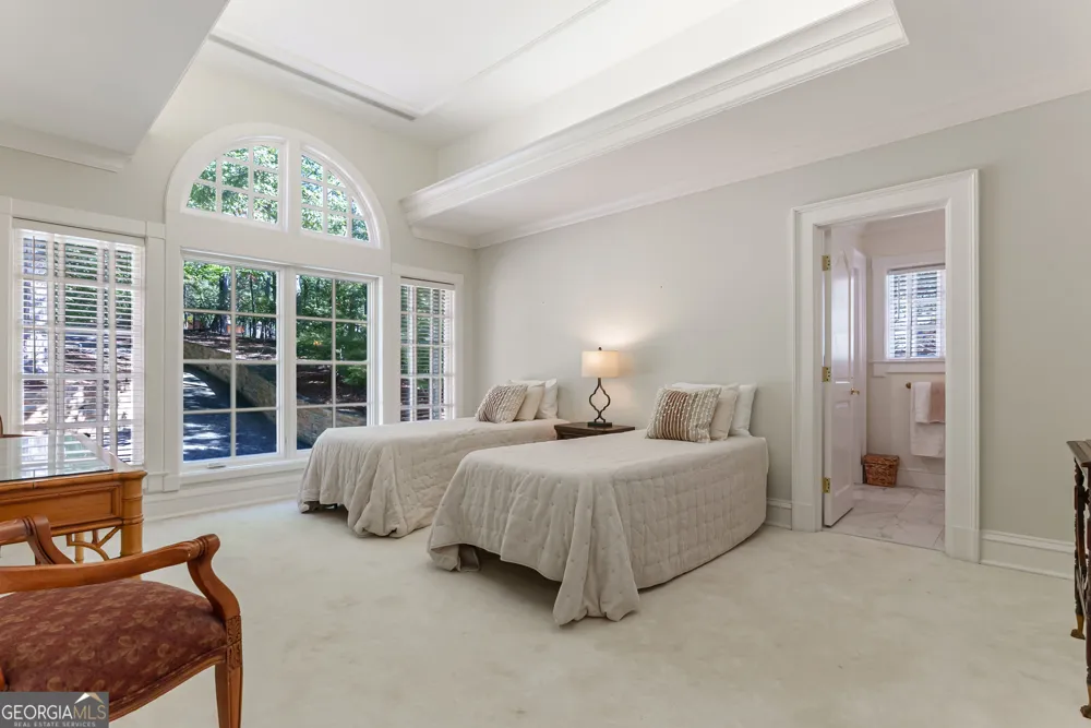 6655 Sweetwater PT Flowery Branch, GA 30542