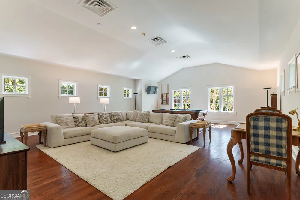 6655 Sweetwater PT Flowery Branch, GA 30542