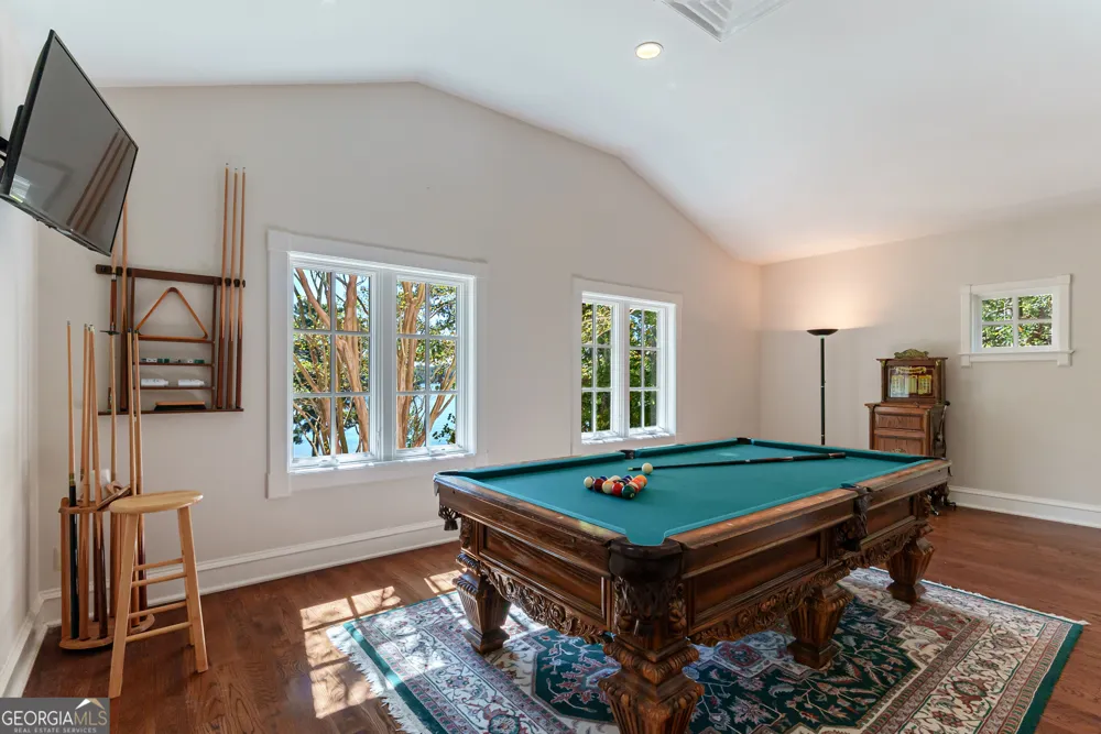 6655 Sweetwater PT Flowery Branch, GA 30542