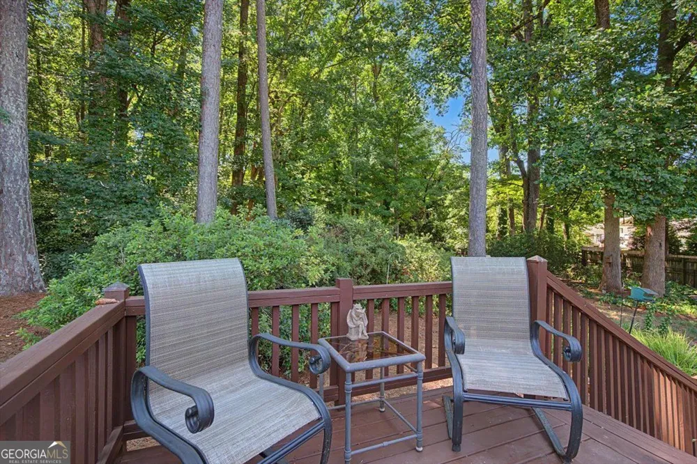 820 Kenley WALK Roswell, GA 30076