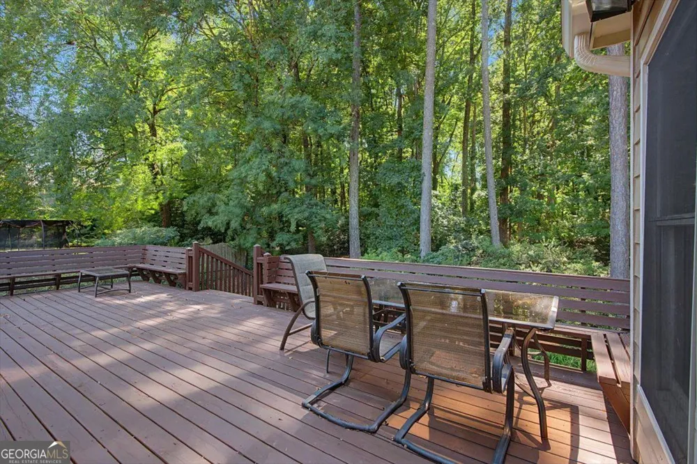 820 Kenley WALK Roswell, GA 30076