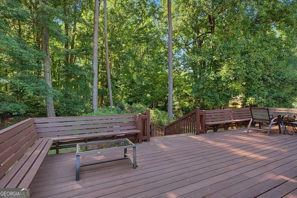 820 Kenley WALK Roswell, GA 30076
