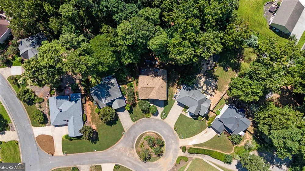 820 Kenley WALK Roswell, GA 30076