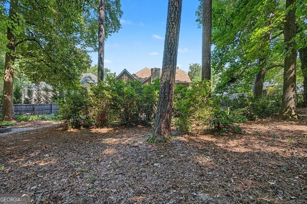 820 Kenley WALK Roswell, GA 30076