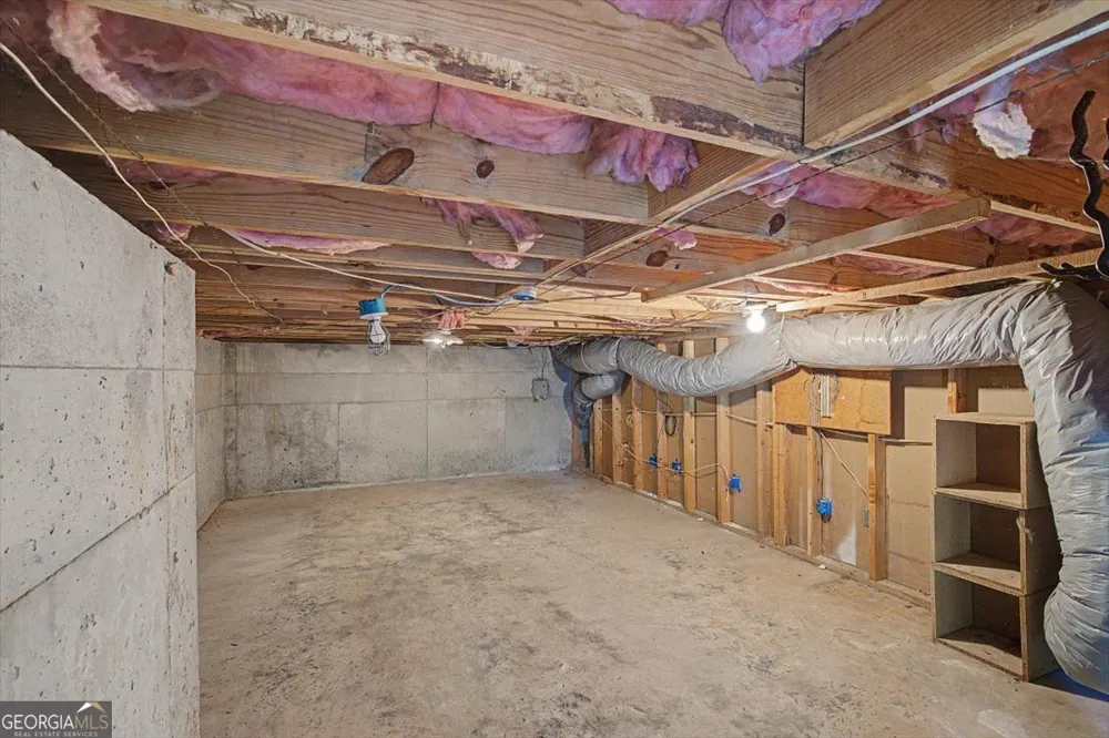 820 Kenley WALK Roswell, GA 30076