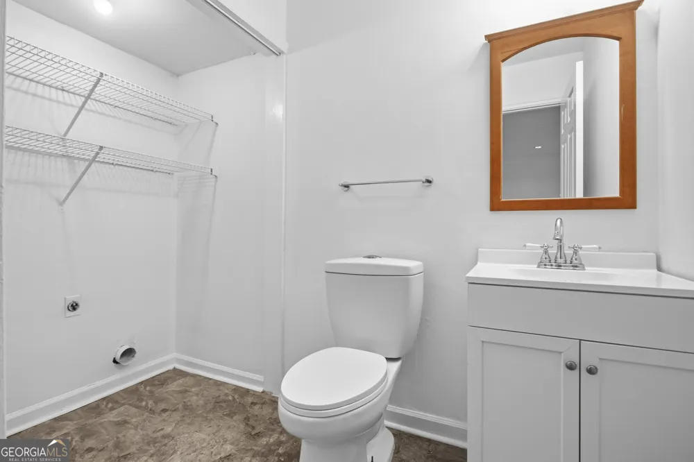 132 Old Ferry WAY Roswell, GA 30076