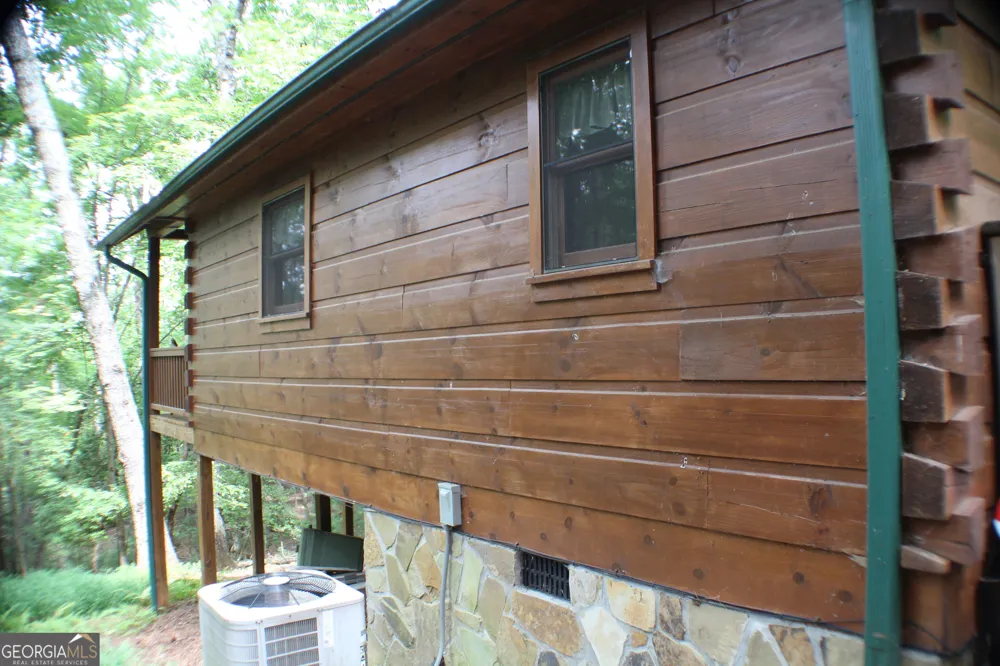 90 Pine Tree DR Blue Ridge, GA 30513