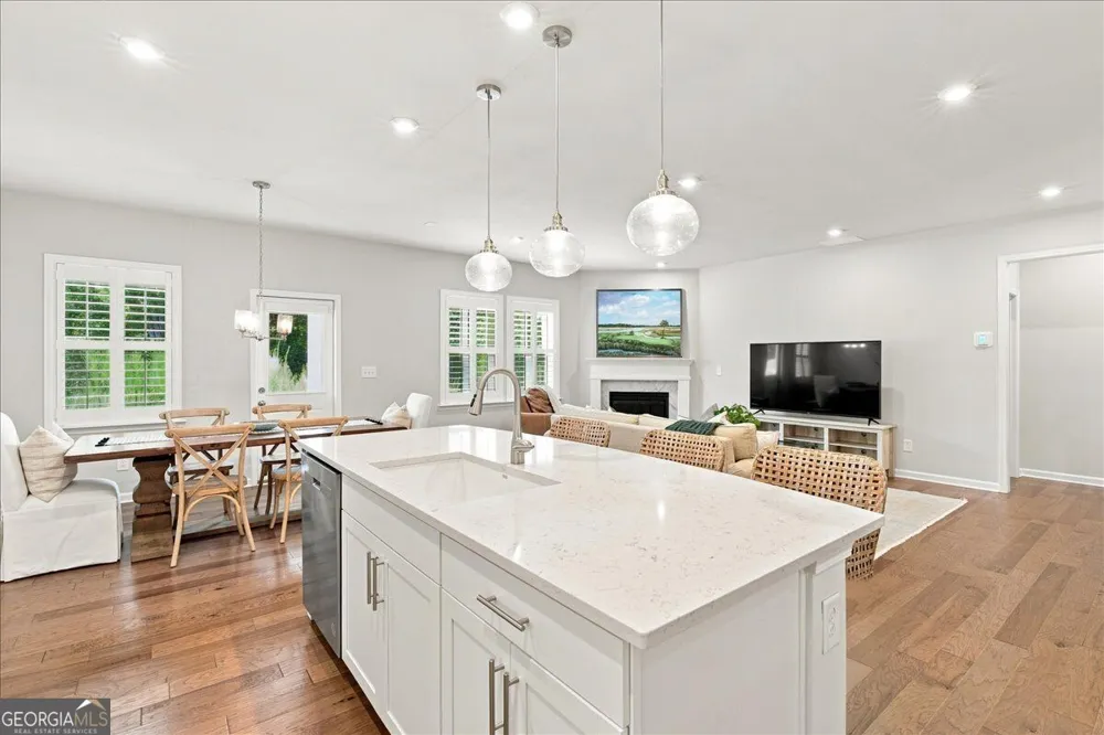 1596 Maston RD Auburn, GA 30011