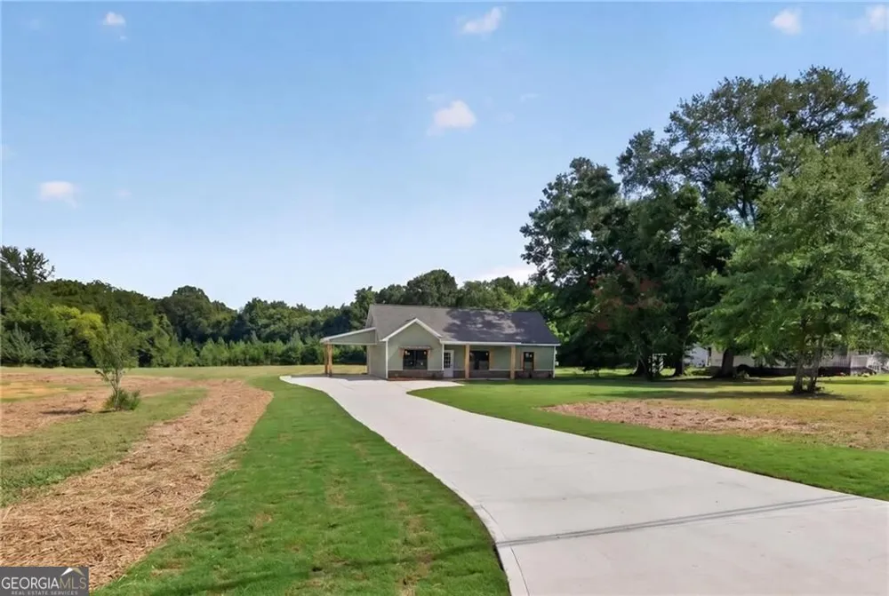 81 WIEUCA WAY Cedartown, GA 30125