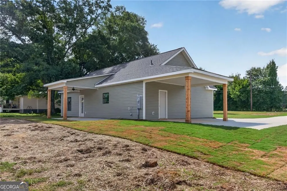 81 WIEUCA WAY Cedartown, GA 30125