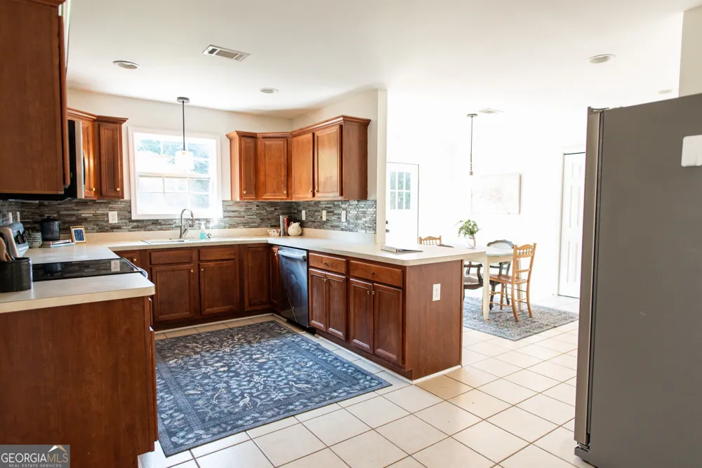 768 Weeping Willow DR Athens, GA 30605