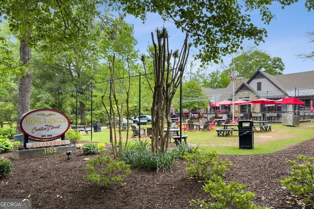 5511 Waters Edge TRL Roswell, GA 30075
