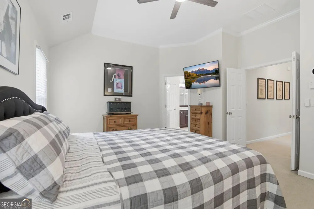 5511 Waters Edge TRL Roswell, GA 30075