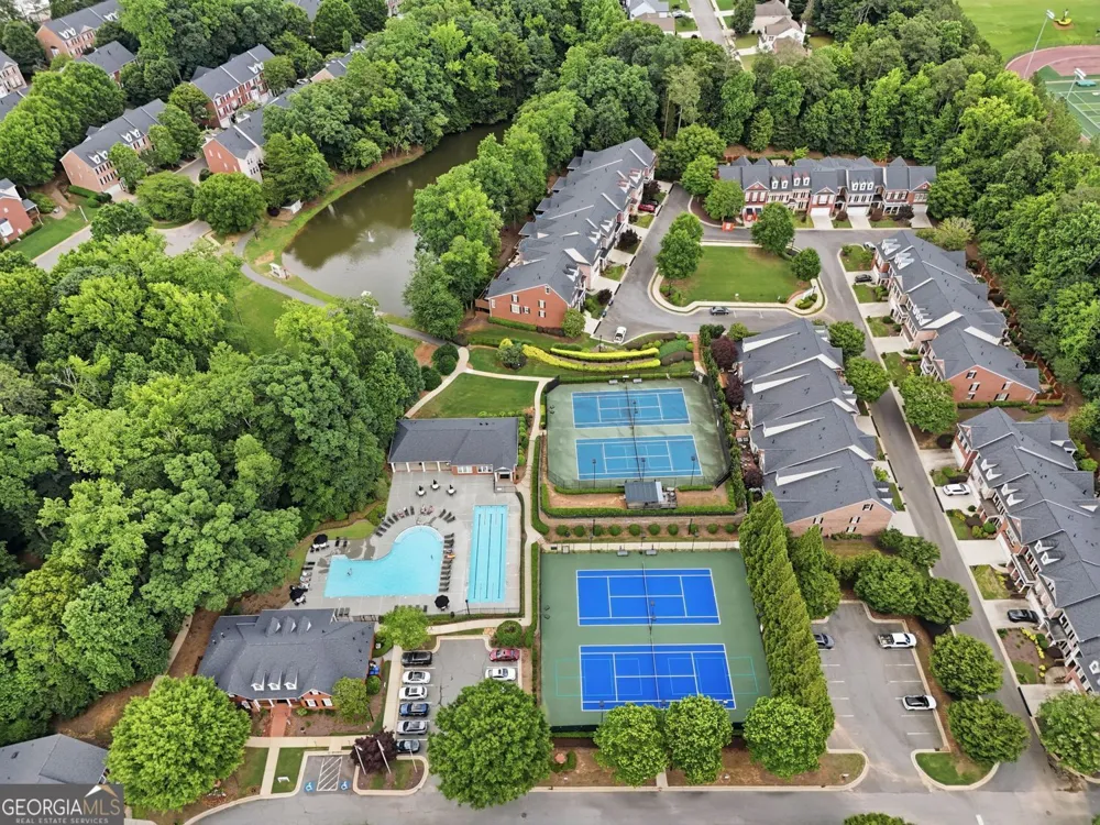 5511 Waters Edge TRL Roswell, GA 30075