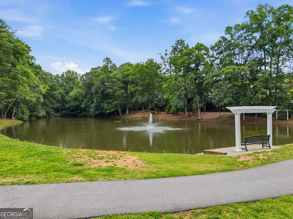 5511 Waters Edge TRL Roswell, GA 30075