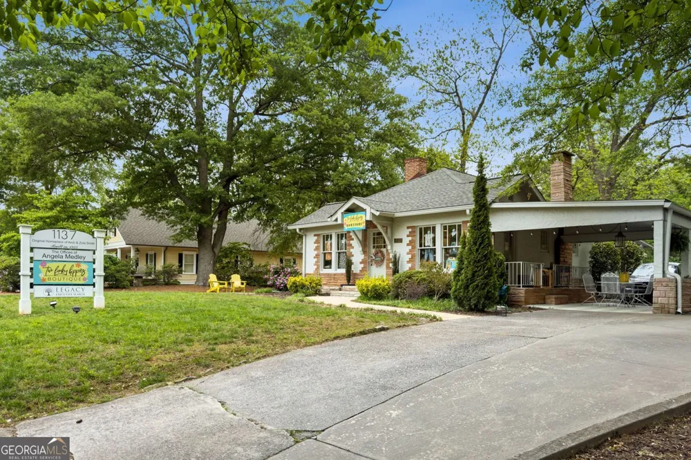5511 Waters Edge TRL Roswell, GA 30075