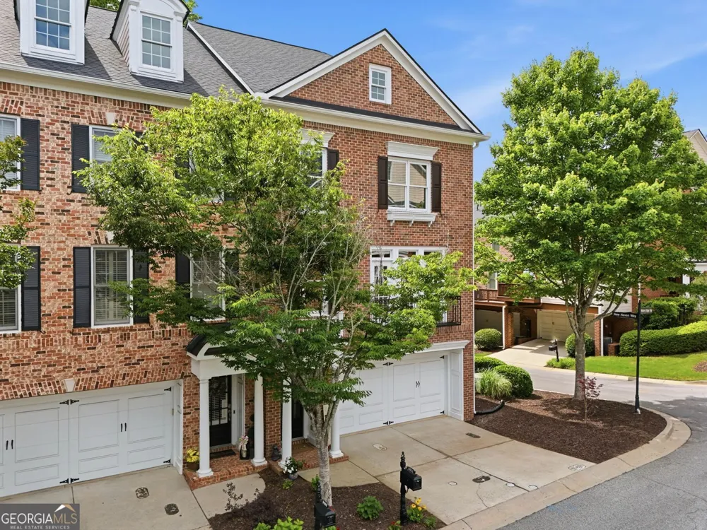 5511 Waters Edge TRL Roswell, GA 30075