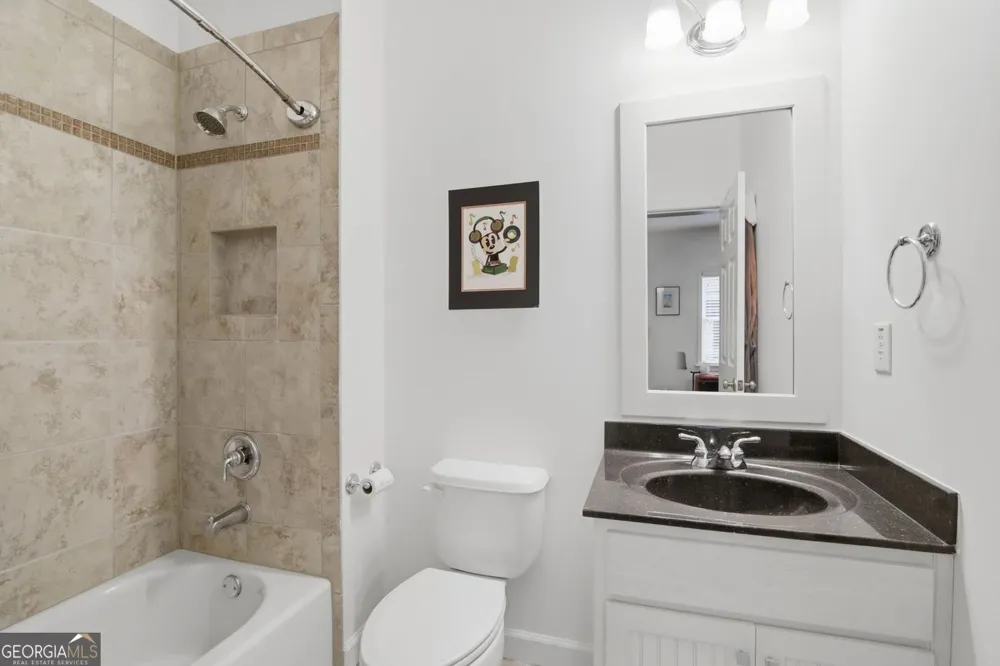 5511 Waters Edge TRL Roswell, GA 30075