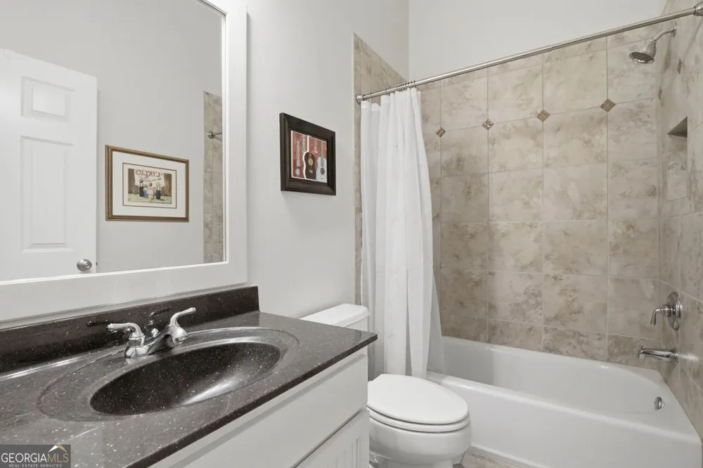 5511 Waters Edge TRL Roswell, GA 30075