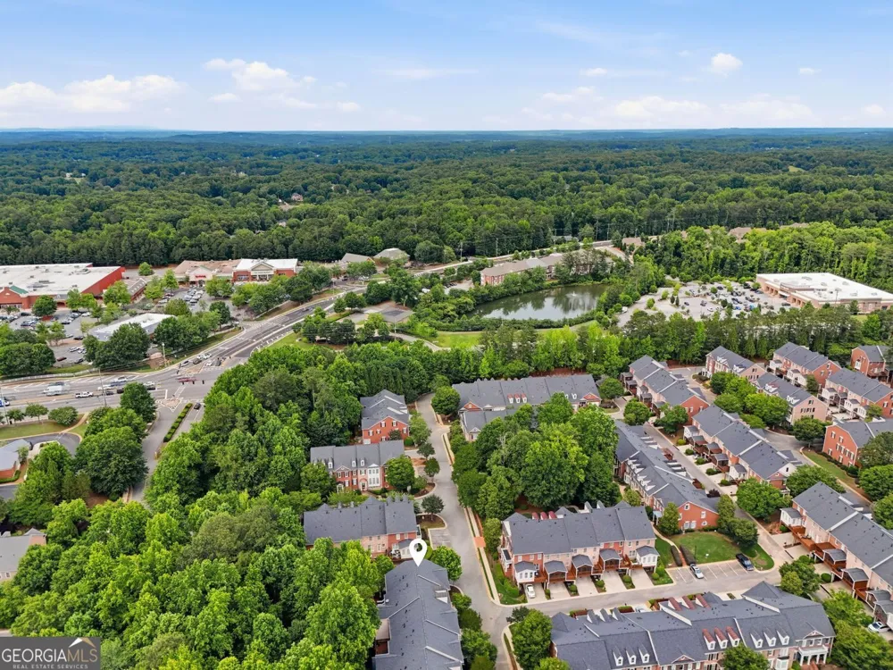 5511 Waters Edge TRL Roswell, GA 30075