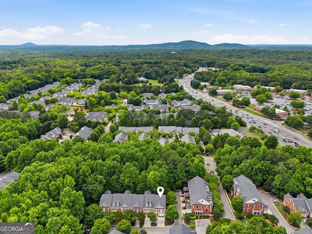 5511 Waters Edge TRL Roswell, GA 30075