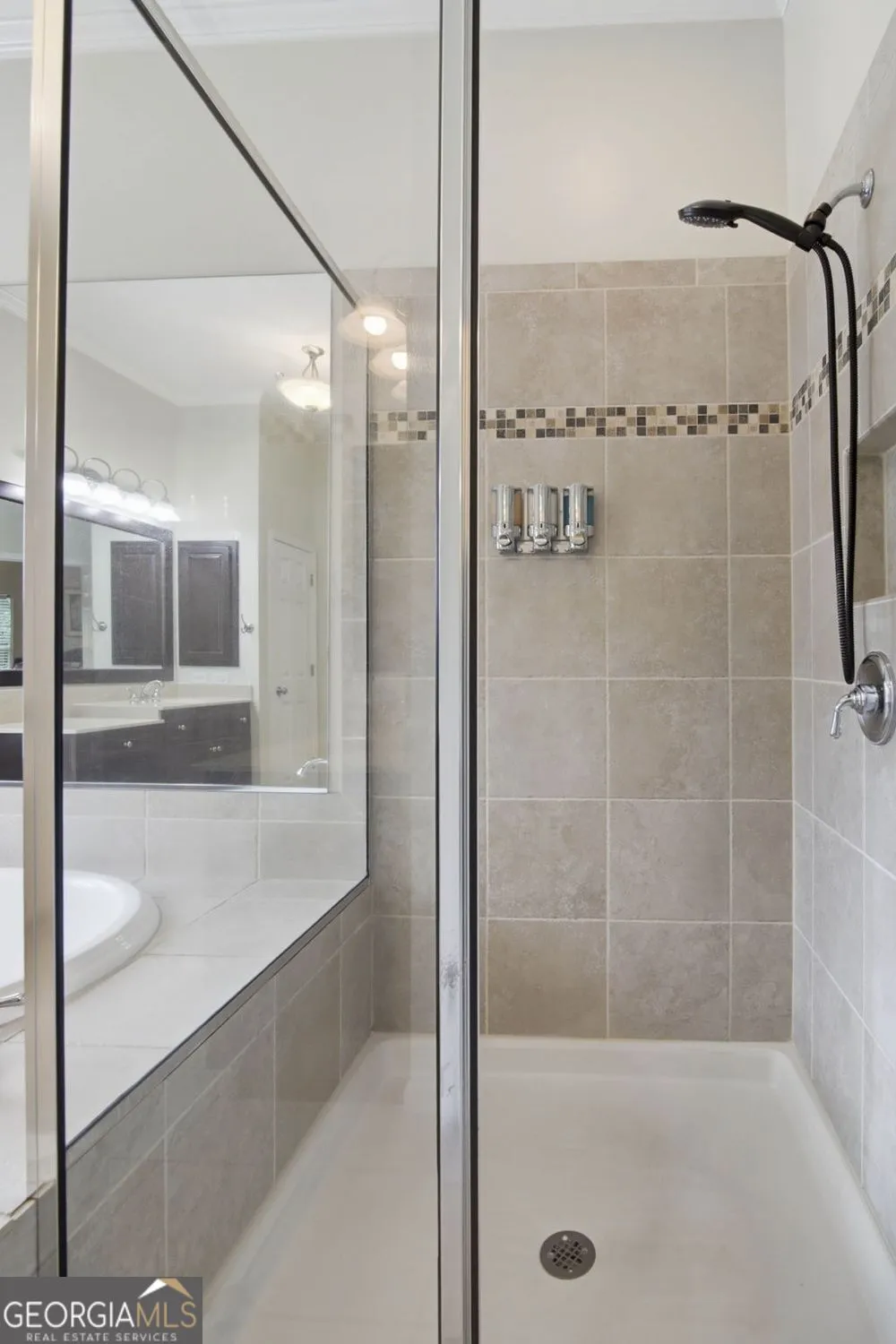 5511 Waters Edge TRL Roswell, GA 30075