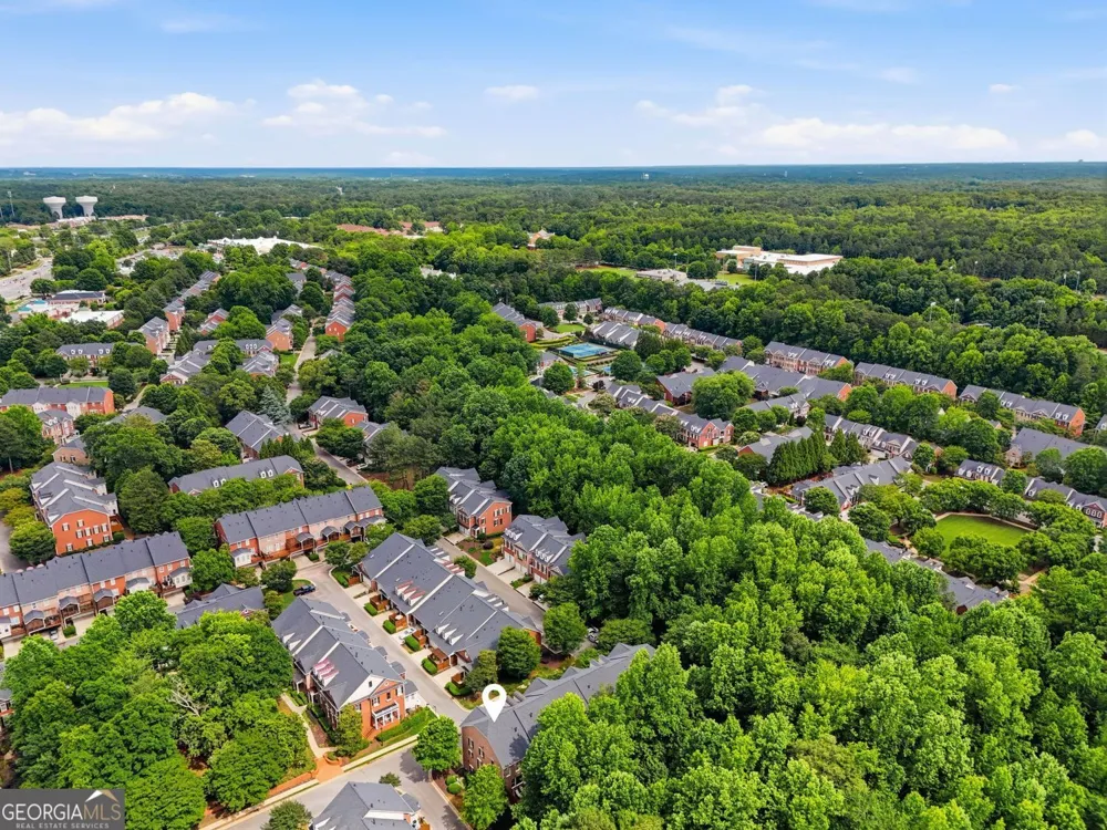 5511 Waters Edge TRL Roswell, GA 30075