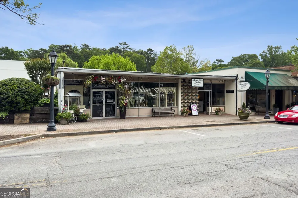 5511 Waters Edge TRL Roswell, GA 30075