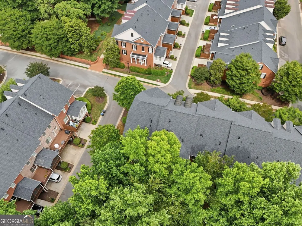 5511 Waters Edge TRL Roswell, GA 30075