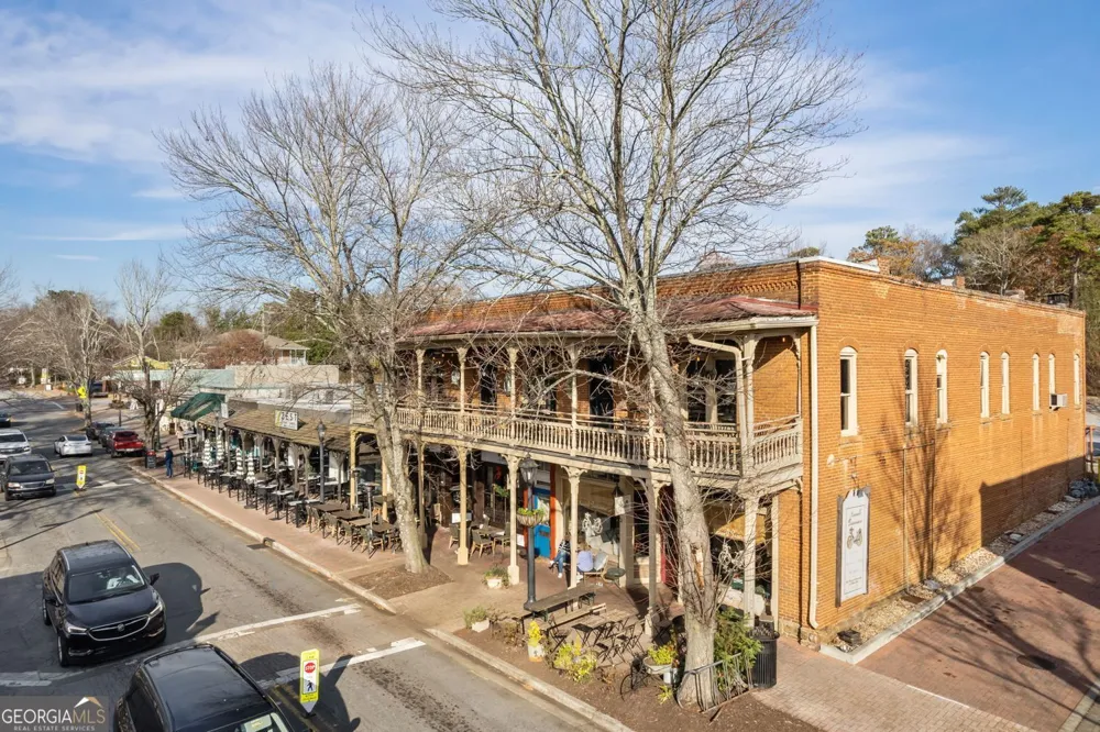 5511 Waters Edge TRL Roswell, GA 30075