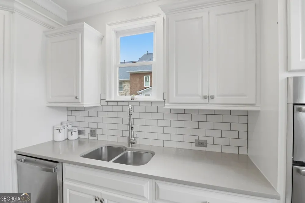 5511 Waters Edge TRL Roswell, GA 30075