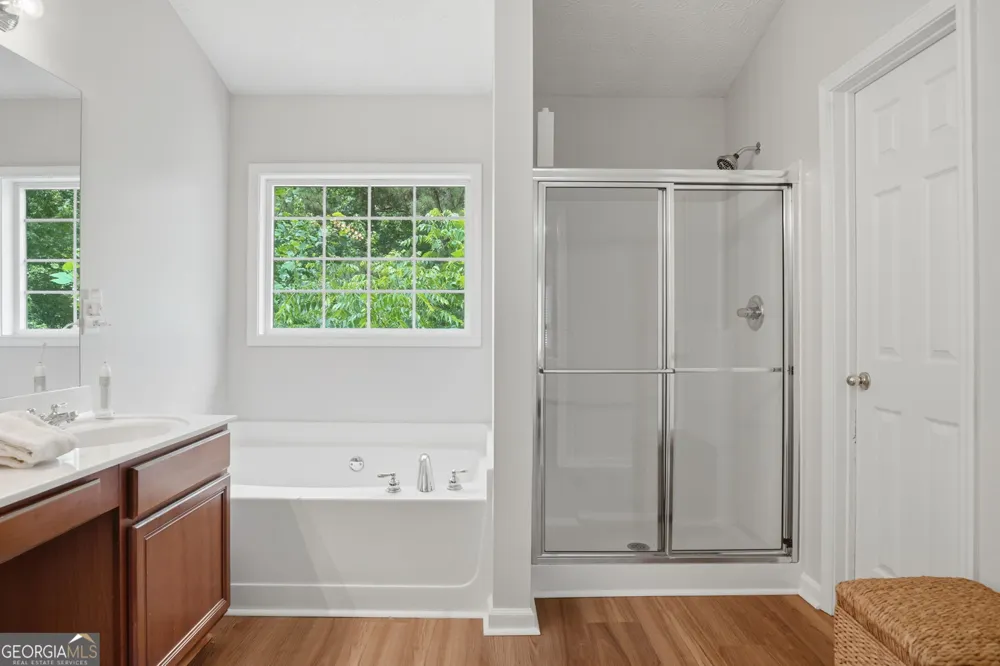 352 Park Creek RDG Woodstock, GA 30188