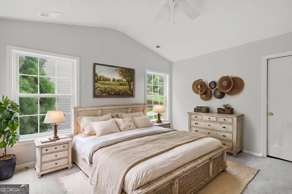 352 Park Creek RDG Woodstock, GA 30188