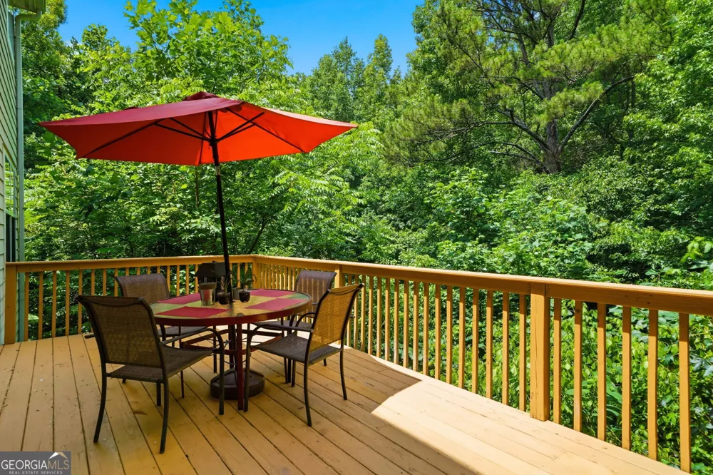 352 Park Creek RDG Woodstock, GA 30188