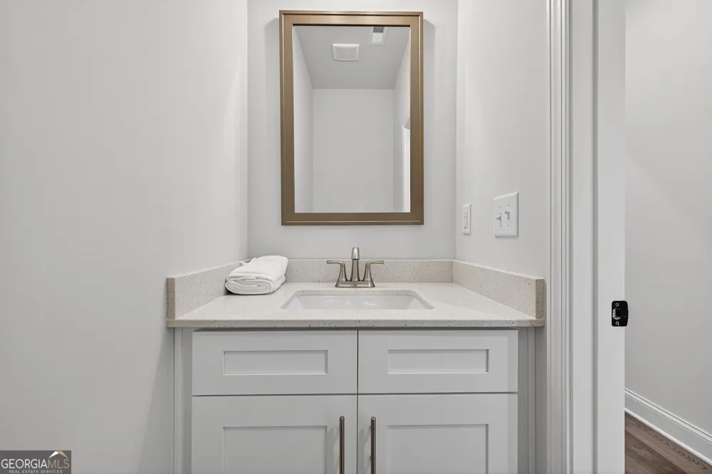 18 Benscot DR Austell, GA 30106