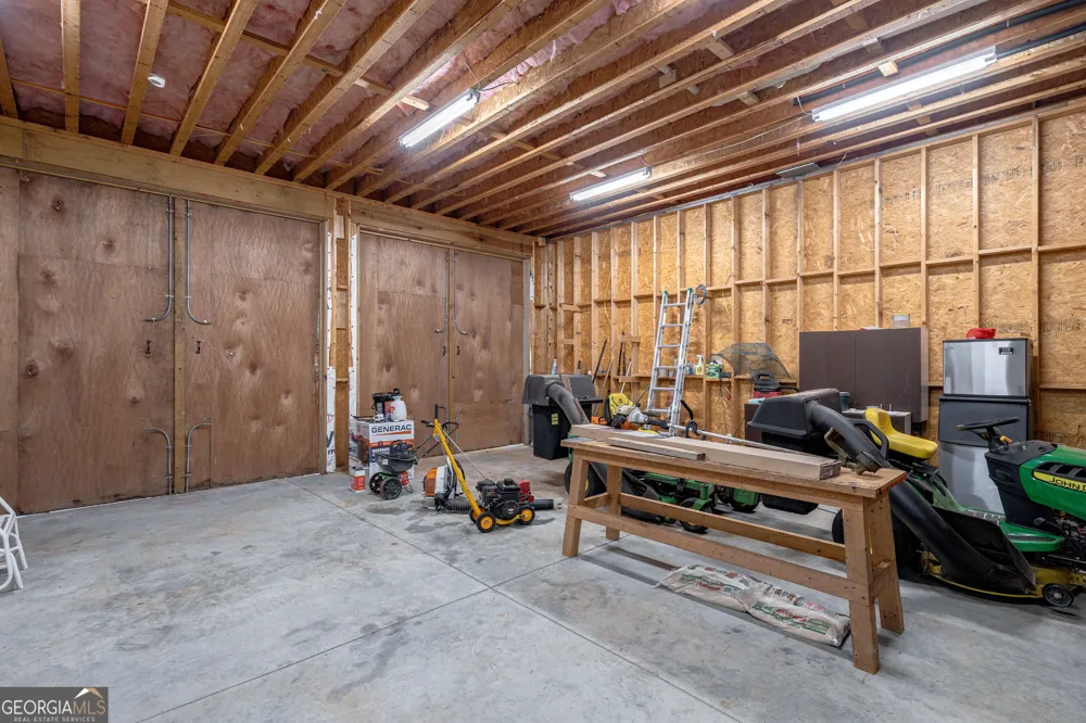 232 River Lake DR Eatonton, GA 31024