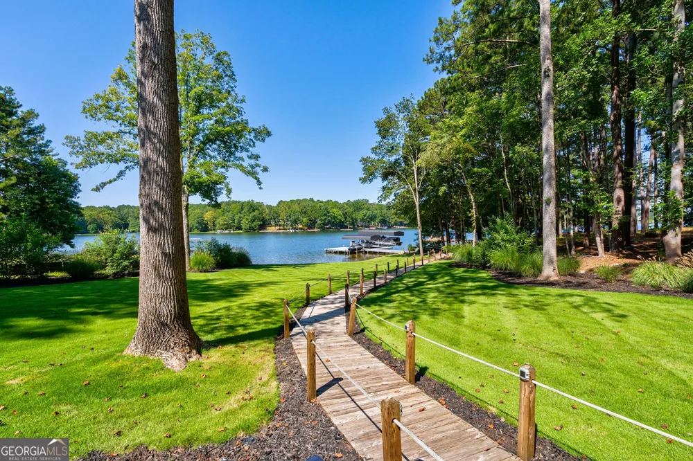 232 River Lake DR Eatonton, GA 31024