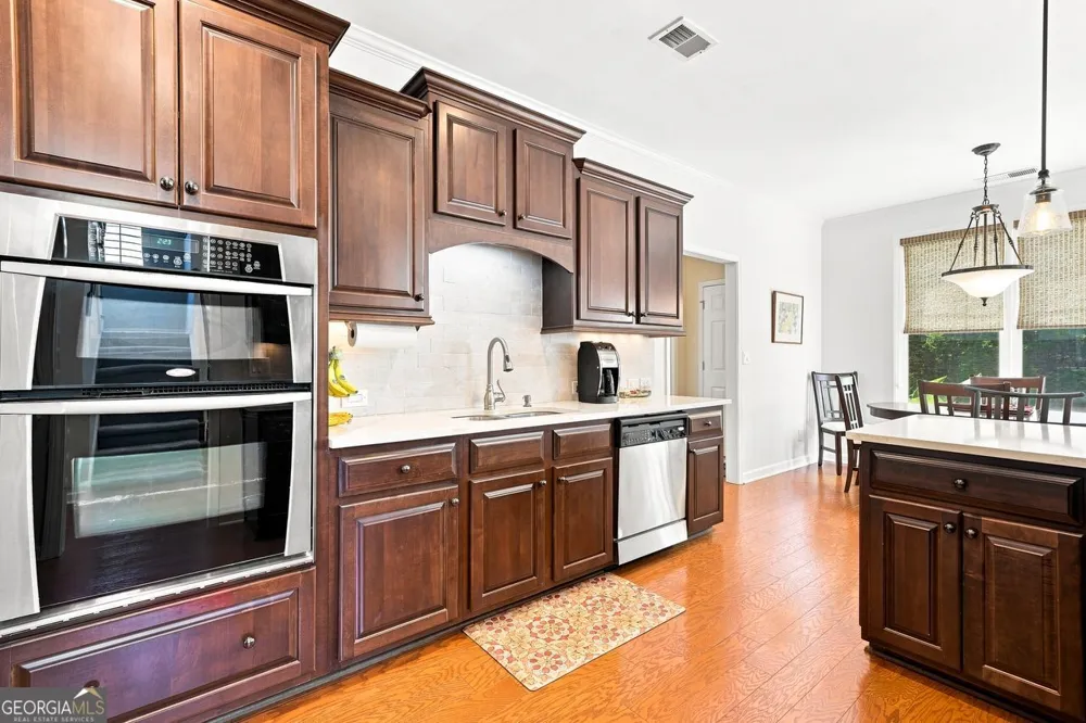 936 Regal Hills LN Mableton, GA 30126