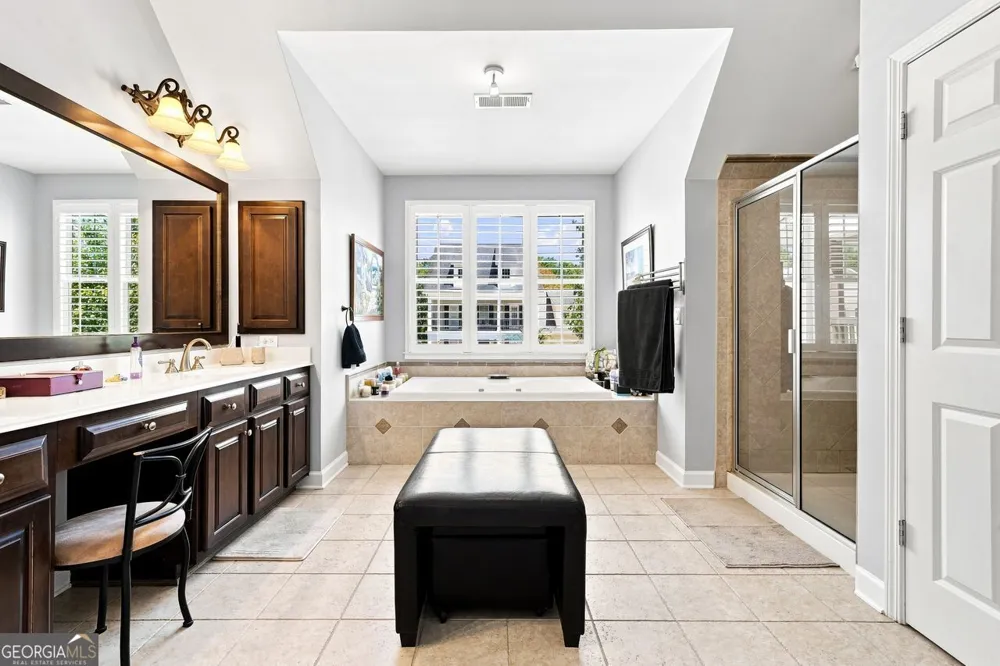 936 Regal Hills LN Mableton, GA 30126