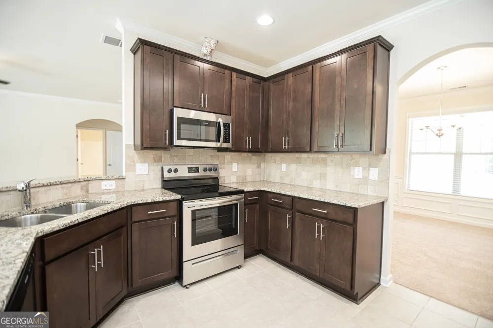 5863 Krim DR Norcross, GA 30093