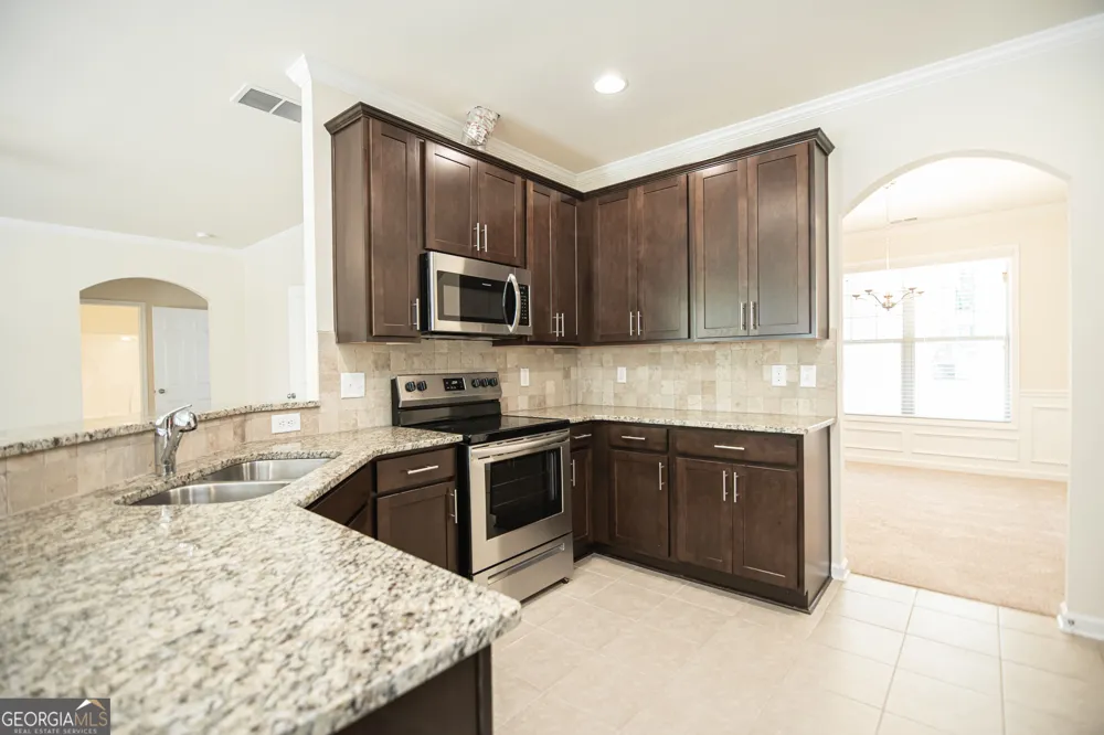 5863 Krim DR Norcross, GA 30093