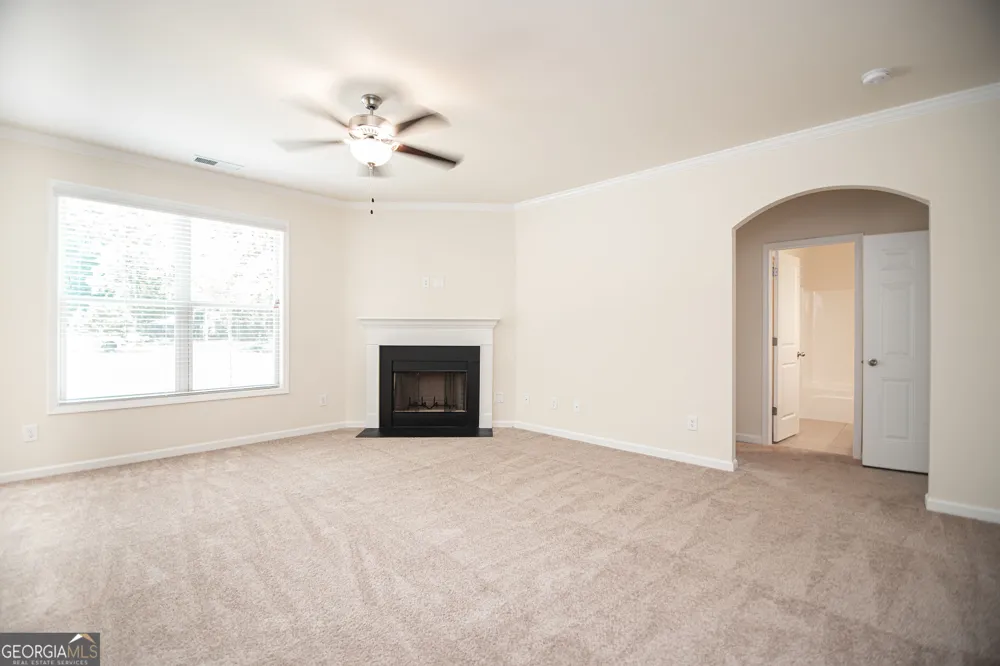5863 Krim DR Norcross, GA 30093