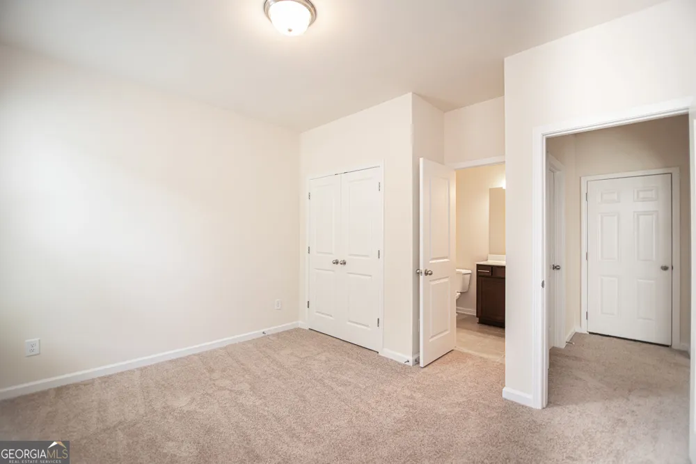 5863 Krim DR Norcross, GA 30093