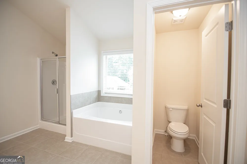 5863 Krim DR Norcross, GA 30093