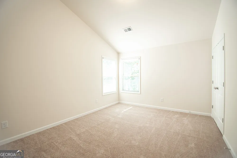 5863 Krim DR Norcross, GA 30093